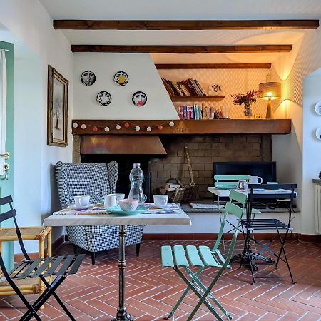 ستريزا B&B Il Poggiolo المظهر الخارجي الصورة