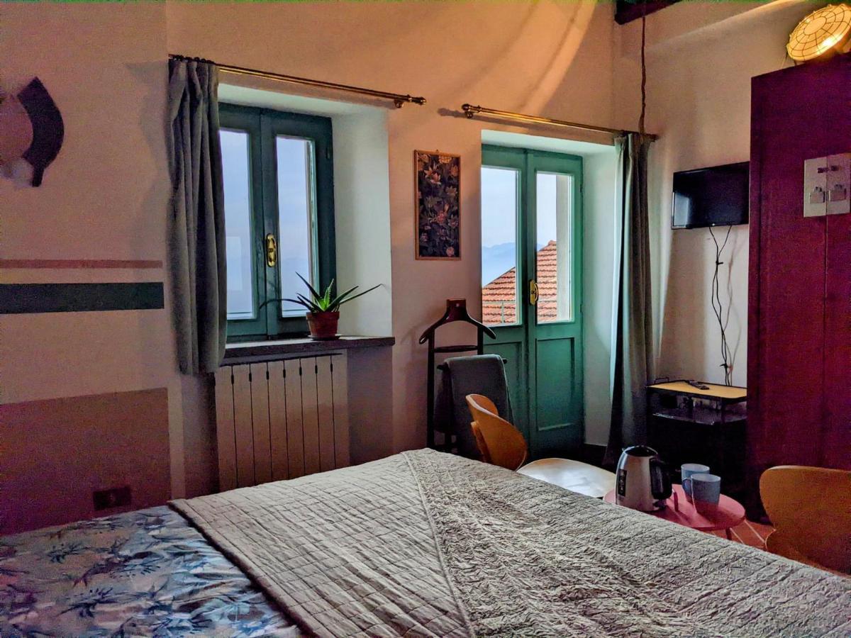 ستريزا B&B Il Poggiolo المظهر الخارجي الصورة