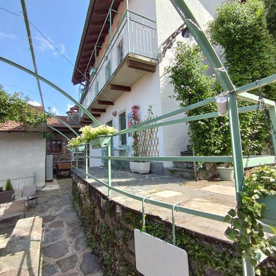 ستريزا B&B Il Poggiolo المظهر الخارجي الصورة