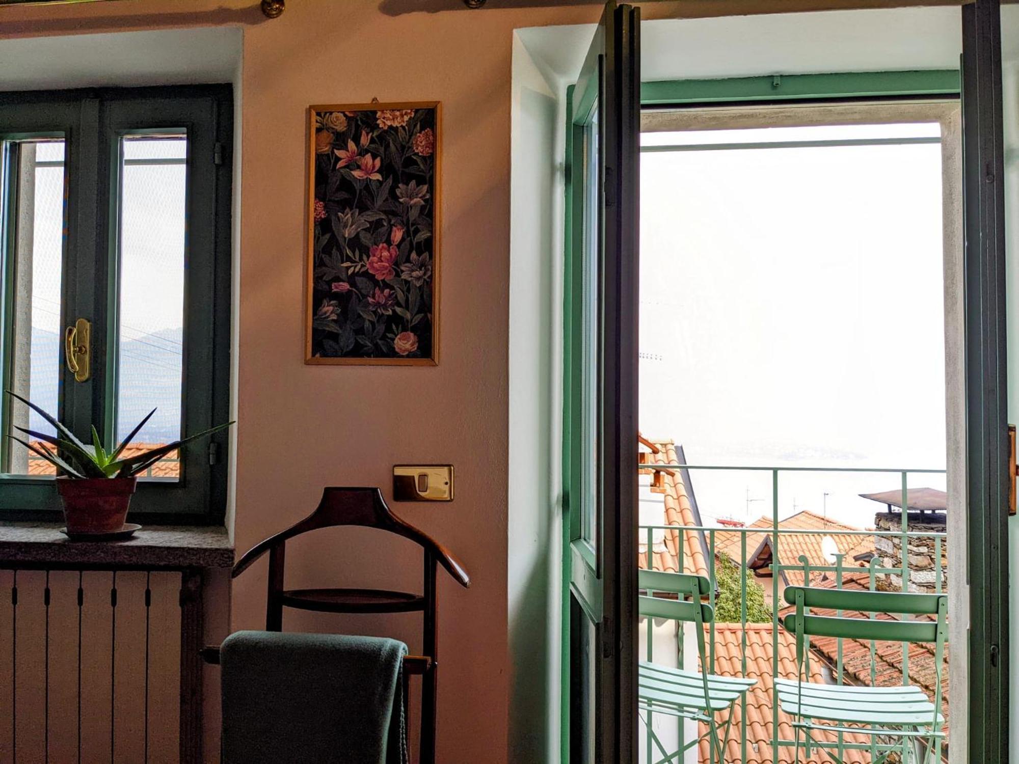 ستريزا B&B Il Poggiolo المظهر الخارجي الصورة