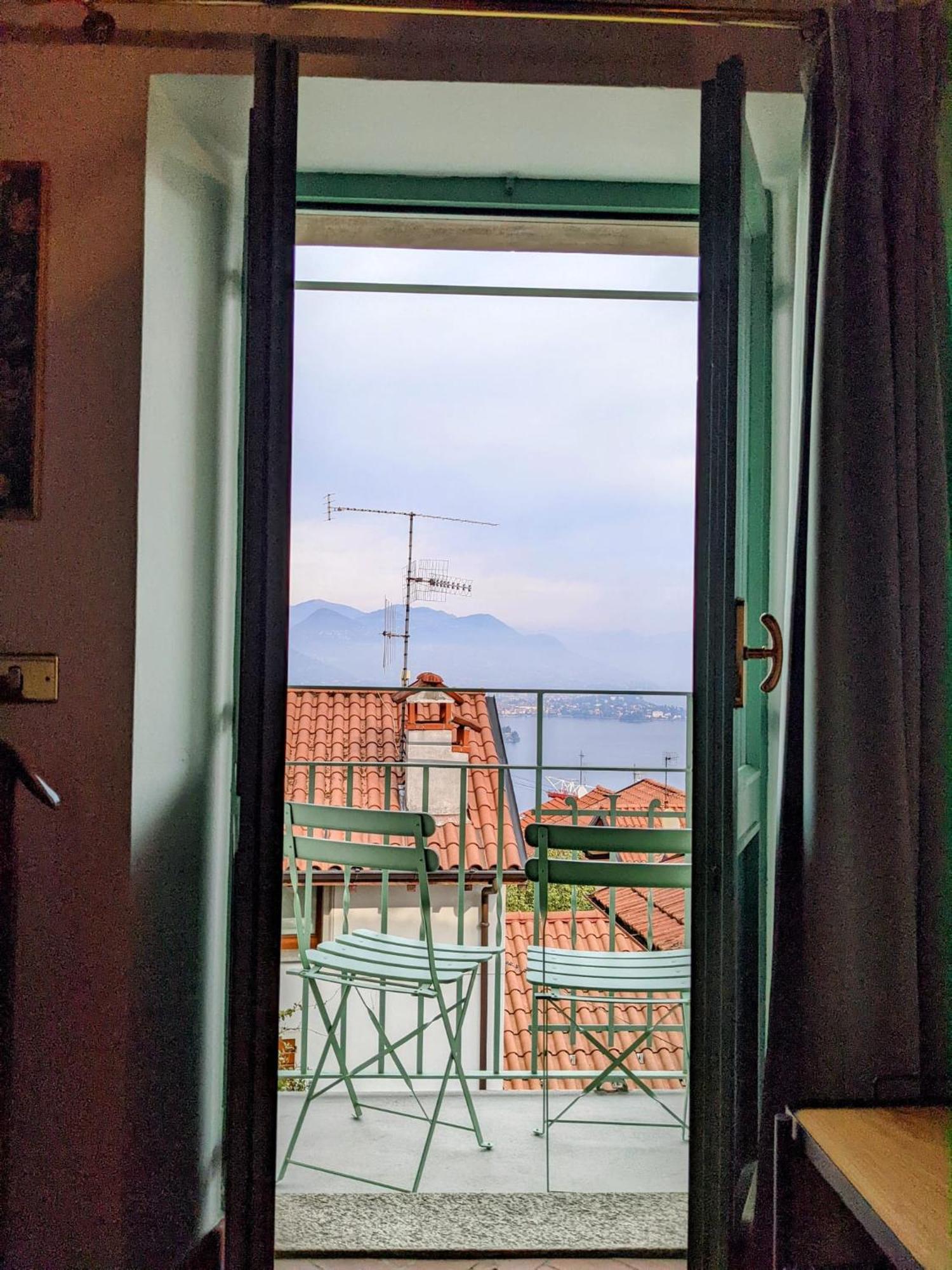 ستريزا B&B Il Poggiolo المظهر الخارجي الصورة